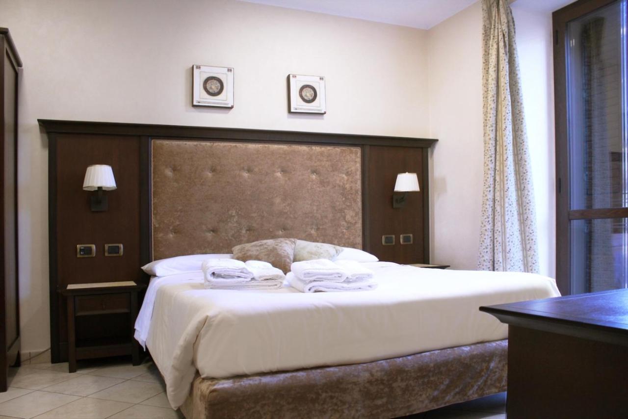 Le Corti - Dimora Storica Bed & Breakfast Polistena ภายนอก รูปภาพ