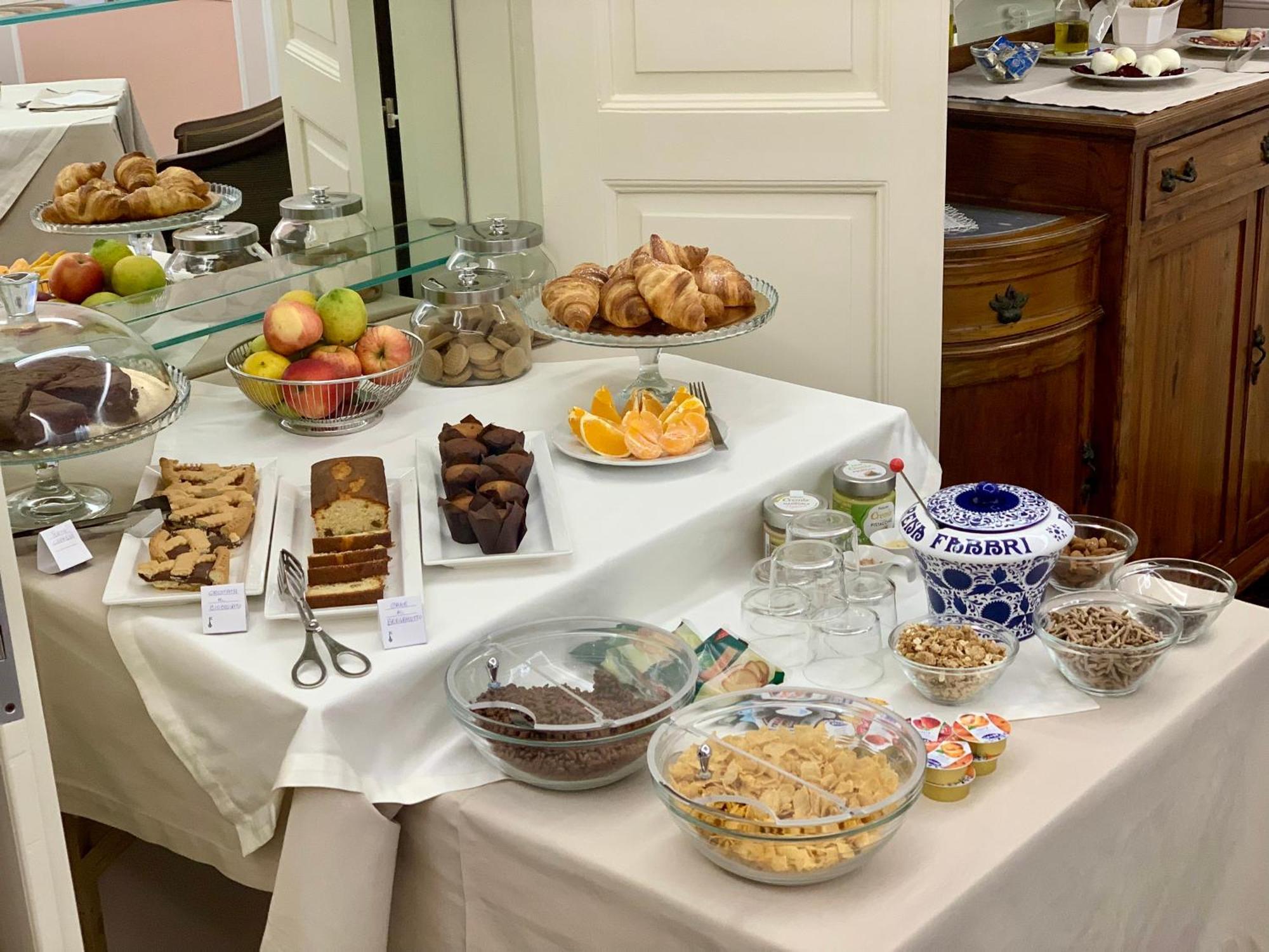 Le Corti - Dimora Storica Bed & Breakfast Polistena ภายนอก รูปภาพ