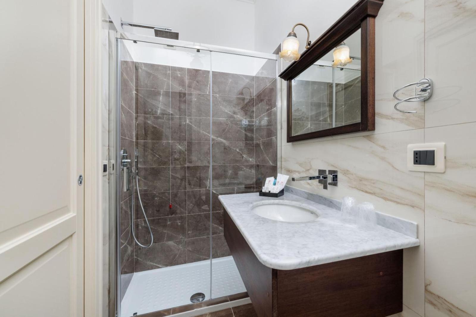 Le Corti - Dimora Storica Bed & Breakfast Polistena ภายนอก รูปภาพ