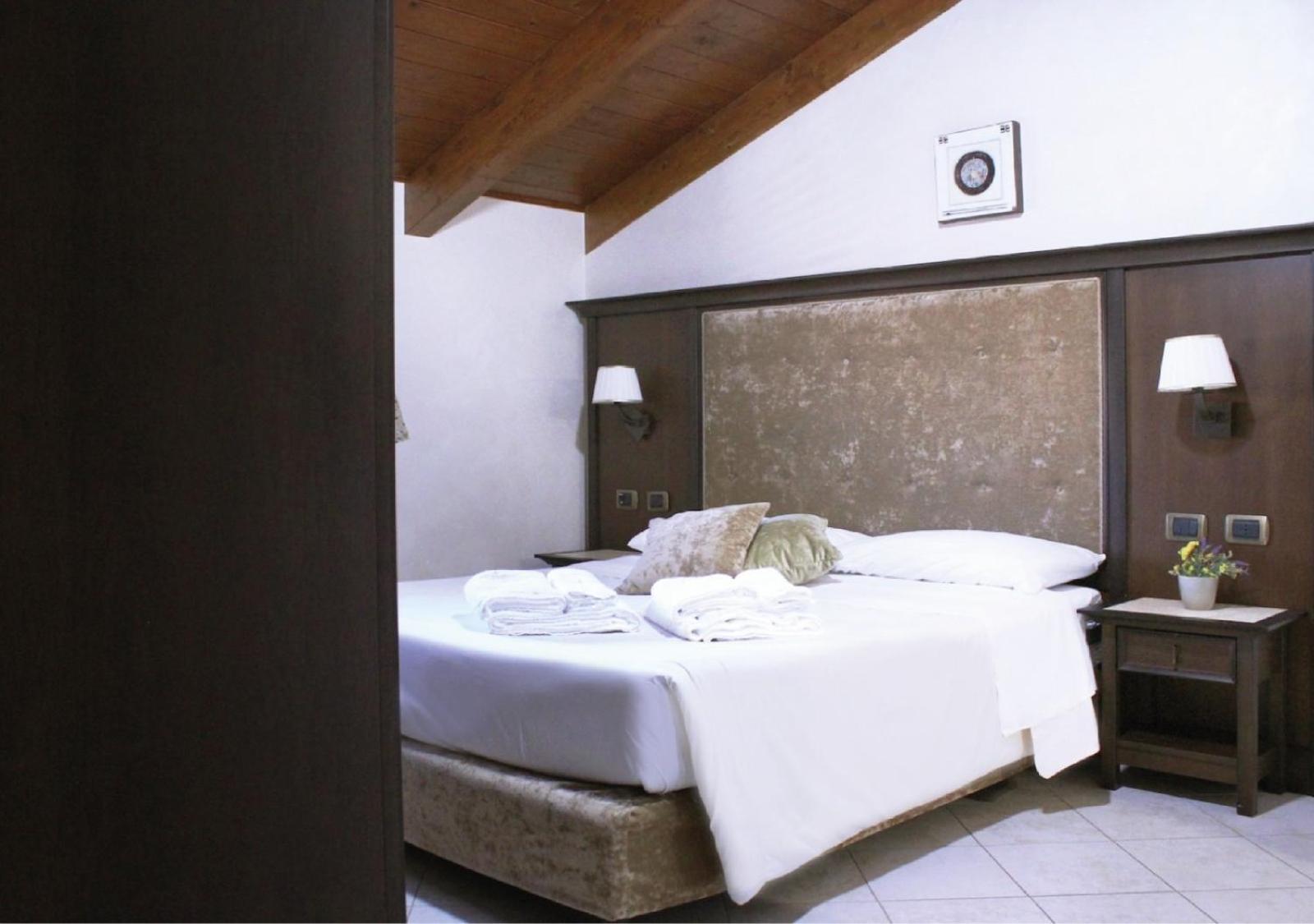 Le Corti - Dimora Storica Bed & Breakfast Polistena ภายนอก รูปภาพ
