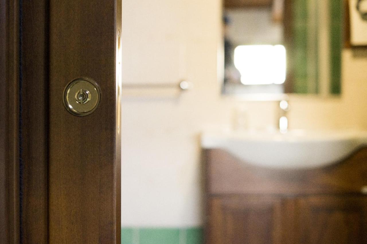 Le Corti - Dimora Storica Bed & Breakfast Polistena ภายนอก รูปภาพ